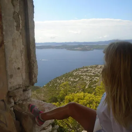 شقة Selman نين